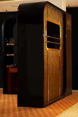  hugo toro orient express samaritaine paris