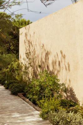  hugo toro gigi restaurant saint tropez ramatuelle paris society